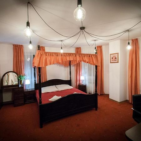 Secession Hotel Leczna Esterno foto
