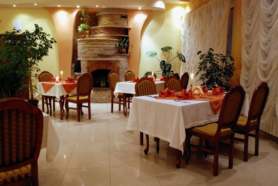 Secession Hotel Leczna Esterno foto