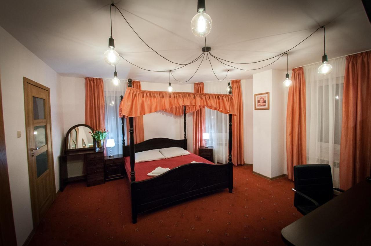 Secession Hotel Leczna Esterno foto