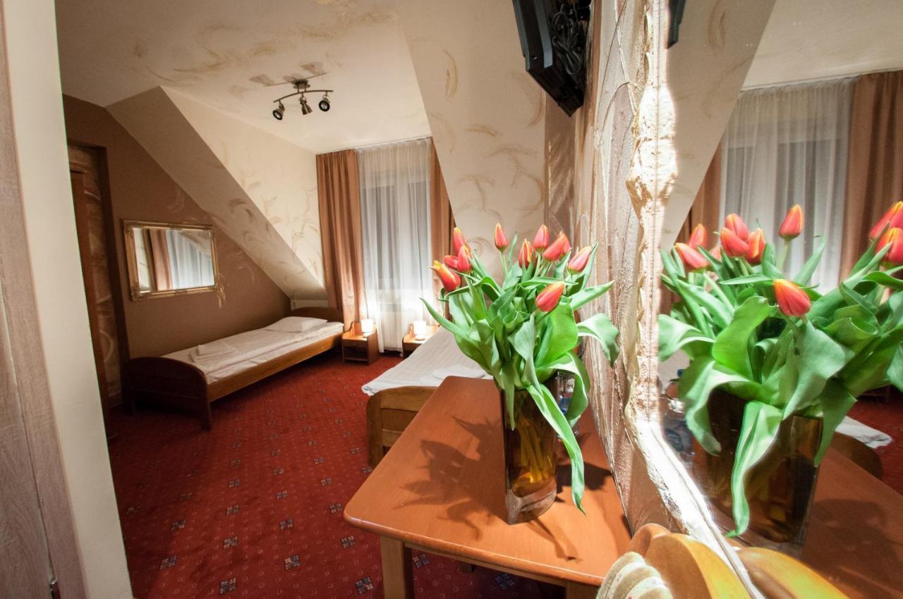 Secession Hotel Leczna Esterno foto